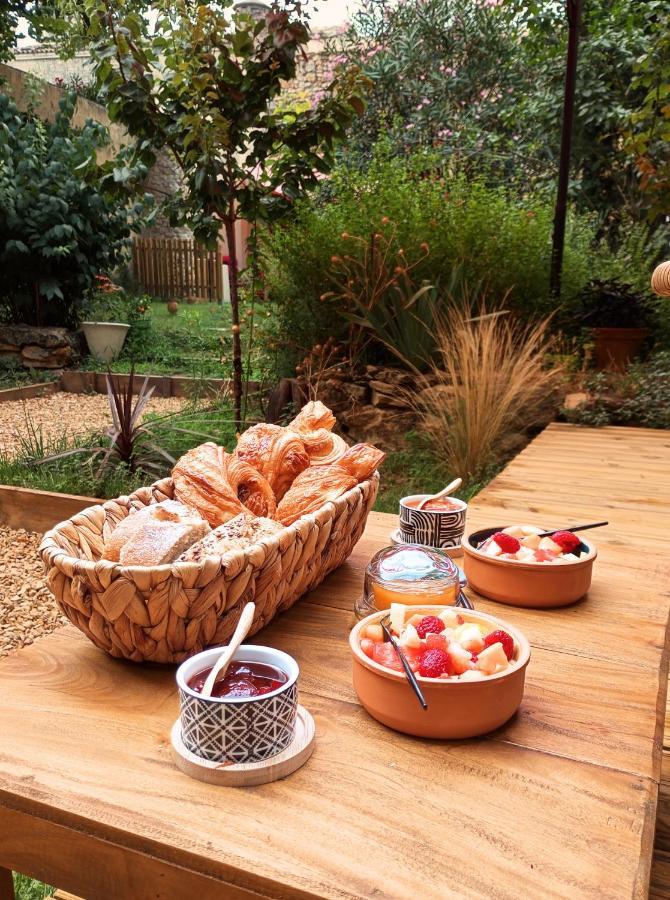 Sabran La Bucolique, Chambres Et Jardin D'Hotes المظهر الخارجي الصورة